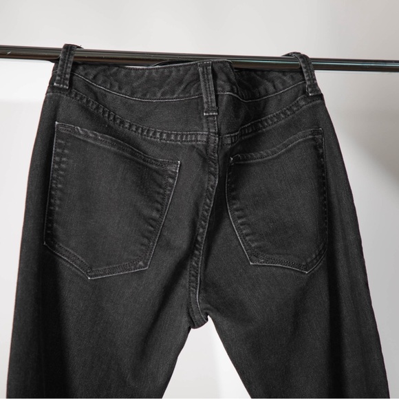 Banana Republic Mid-Rise Skinny Jeans Distressed Black - Size 26P - Picture 3 of 5